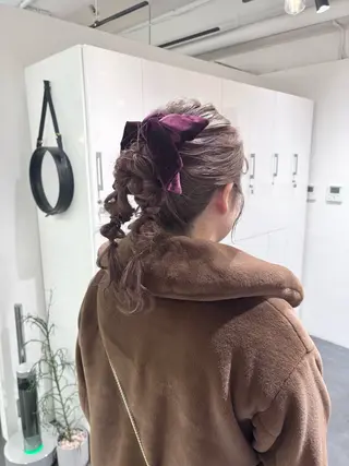 ヘアアレンジ 重久 亜美のヘアスタイル