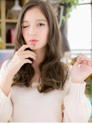 セミロング カラー パーマ cover hair bliss 川口東口SOGO店所属・後悔はさせません 🔥💪千原一輝のヘアスタイル