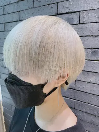 ミディアム カラー EMANON新宿南口所属・ケアブリーチ×艶カラ ー️🫧Shioriのヘアスタイル