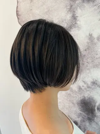 ショート カラー ヘアー.ネイル二刀流 misa🫧のヘアスタイル