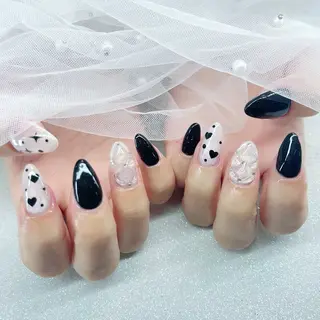 ネイル VIERU YURIのネイルデザイン