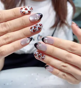 ネイル 西岡 真由美のネイルデザイン