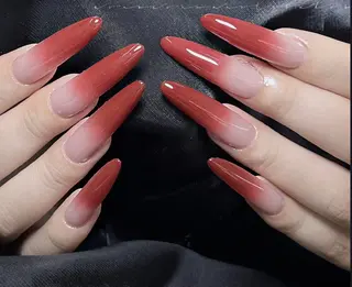 ネイル Pure&Rich Nailのネイルデザイン