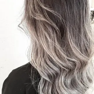 セミロング カラー 🌿小川 大輔🌿のヘアスタイル