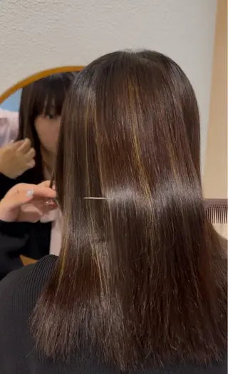 ロング amber池袋所属・美髪矯正・ブリーチ 矯正🫧秋元ゆたかのヘアスタイル