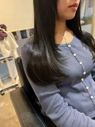 ロング WELLY  TOKYO所属・🌈レイヤーカット/ ハイトーン🌈タクマのヘアスタイル