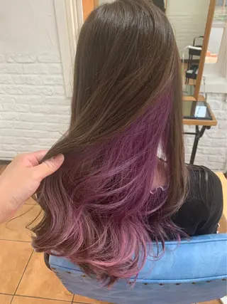 ロング 河田 ゆかりのヘアスタイル