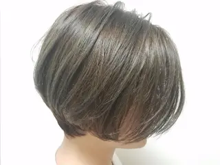 ショート カラー クリスタルマジック hair &　eyeのヘアスタイル