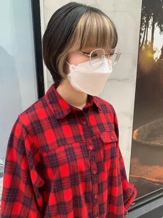 ショート カラー ヘアアレンジ yuka .のヘアスタイル