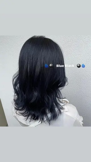 セミロング カラー パーマ ヘアアレンジ メンズ キッズ ネイル マツエク・マツパ 透明感カラー・レイヤ ー🎀amika🎀のヘアスタイル