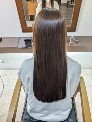 ロング 内山 結衣のヘアスタイル