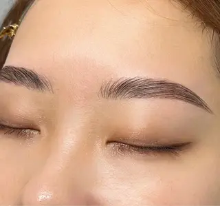 アイブロウ LiIy SAKIのマツエク・マツパデザイン