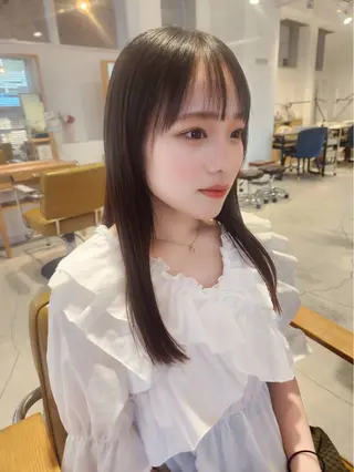 セミロング カラー 柳樂 響のヘアスタイル