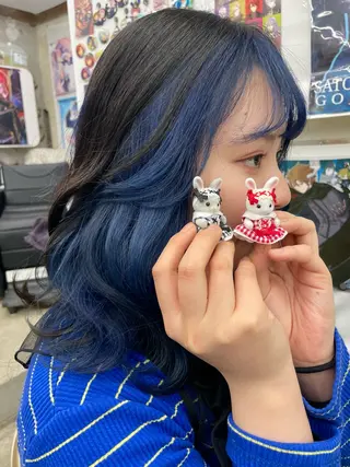 ロング カラー SALOWIN池袋East店3F所属・インナーカラー 推し ブリーチ  髪質改善のヘアスタイル