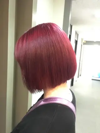 ショート カラー ヘアアレンジ 🧶ブリーチカラー TERU🧶のヘアスタイル