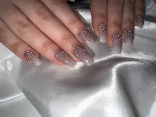 ネイル Re'VIELISS所属・Mai .のネイルデザイン