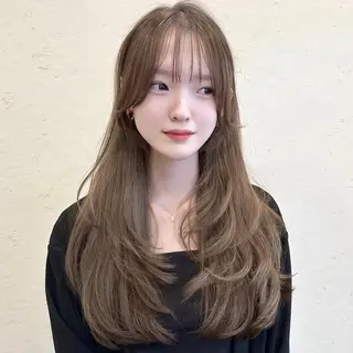 ロング 🌹ハッシュカット、 レイヤー韓国ヘア🌹のヘアスタイル