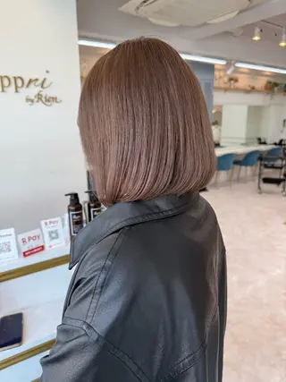 カラー 木村 咲花のヘアスタイル