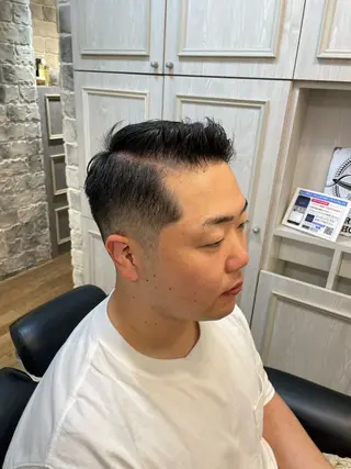 ショート million bucks神田店所属・椿 智行のヘアスタイル