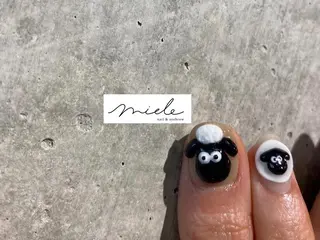 ネイル miele【ミエレ】 シンプル一癖のネイルデザイン