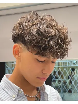 パーマ メンズ 小尾 優然のヘアスタイル