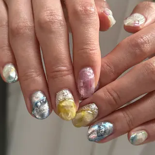 ネイル ayumi / Manonのネイルデザイン