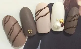 ネイル ゲン レイカのネイルデザイン