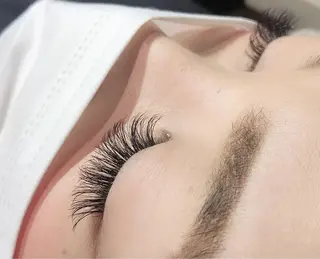 マツエク・マツパ 髙橋 敦子のネイルデザイン