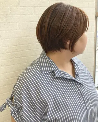 ショート カラー 初めてのショート お任せください✂️のヘアスタイル