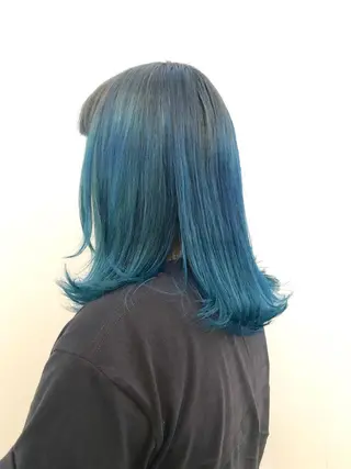 ミディアム カラー 斉藤 未佳のヘアスタイル