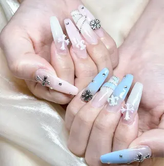 ネイル コウ ヨウのネイルデザイン