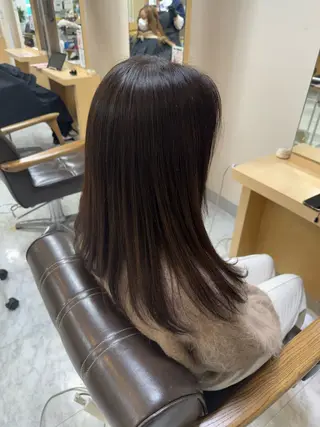 カラー 岡田 桃のマツエク・マツパデザイン