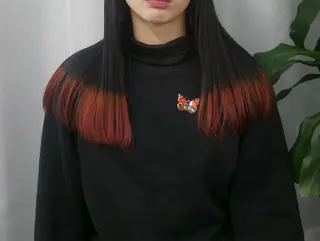 ロング カラー モリ ナツルのヘアスタイル