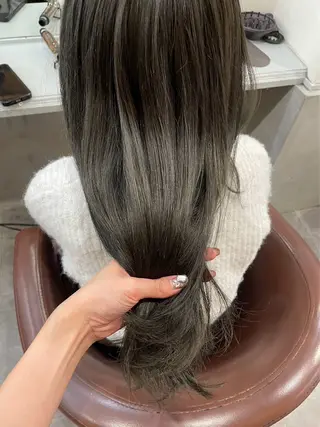 ミディアム 渡澤 ななみのヘアスタイル