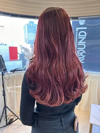 ロング カラー GO TODAY SHAiRE SALON NU茶屋町店所属・女性専門マンツーマン YUKIのヘアスタイル
