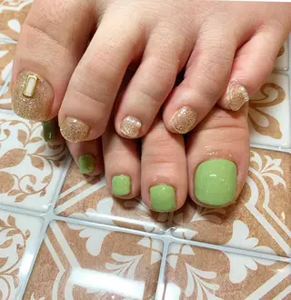 ネイル 駒月 明日香の眉毛・アイブロウイメージ