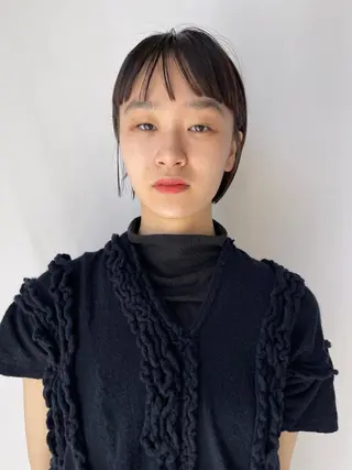 ショート カラー oma　袮次金 鈴香のヘアスタイル