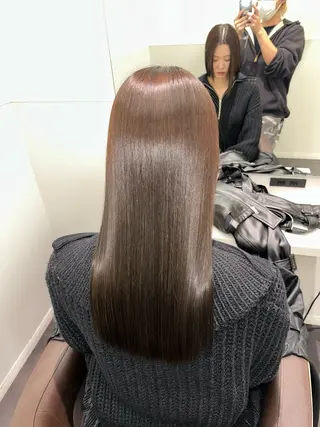 セミロング Wisteria所属・美髪特化✨ 伊織✨縮毛矯正✨のヘアスタイル