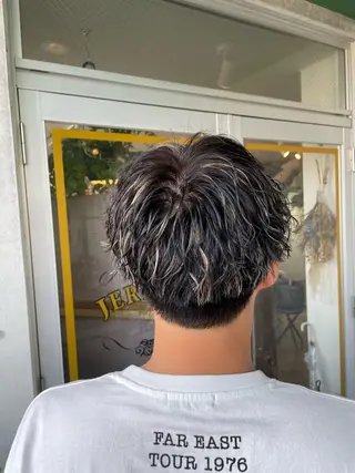 ショート カラー パーマ メンズ JERICHO HAIR所属・ユ カの眉毛・アイブロウイメージ