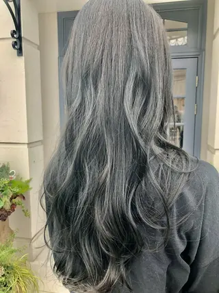 ロング カラー ♦️髪質改善美髪矯正 💍谷口克也♦️のヘアスタイル