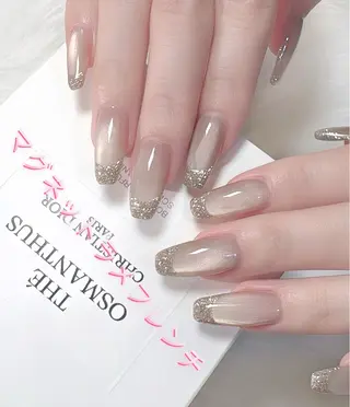 ネイル pink ladyサロン所属・べ にのネイルデザイン