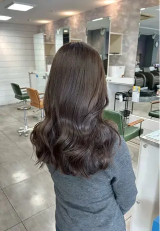 カラー ハイトーンカラー✨ 慶田玲和のヘアスタイル