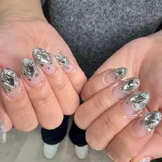 ネイル O. Maikaのネイルデザイン