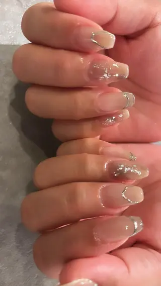 ネイル Mignon所属・Mignon 、のネイルデザイン