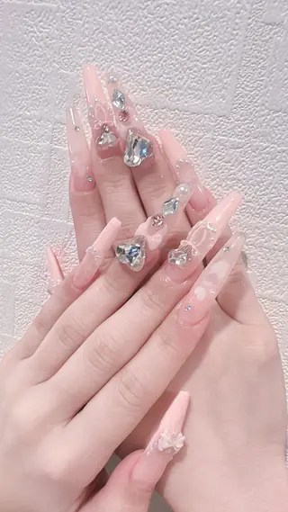 ネイル D-BEAUTY Nailsalonのネイルデザイン
