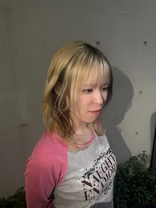 カラー ブリーチ・カットモデ ル🎀serenaのヘアスタイル