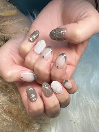 ネイル 💅ネイルハウス🏡 🎀TOMO🎀のネイルデザイン