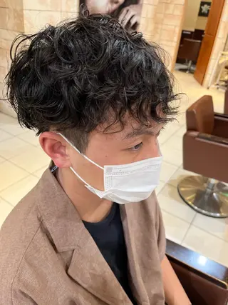 パーマ メンズ ハイトーンカラー🩵 耳ツボジュエリー👂のその他イメージ