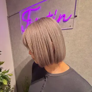 ショート FÜRSTIN所属・西村髪質改善 ブリーチ縮毛矯正のヘアスタイル