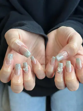 ミディアム Remore+eyelash&nailsalon所属・高橋 音葉のネイルデザイン